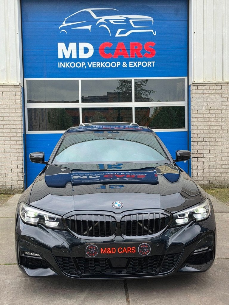 BMW 3-serie 330i High Executive AUTOMAAT/M PAKKET/SCHUIFDAK/, Auto's, BMW, Automaat, 1998 cc, Achterwielaandrijving, Gebruikt