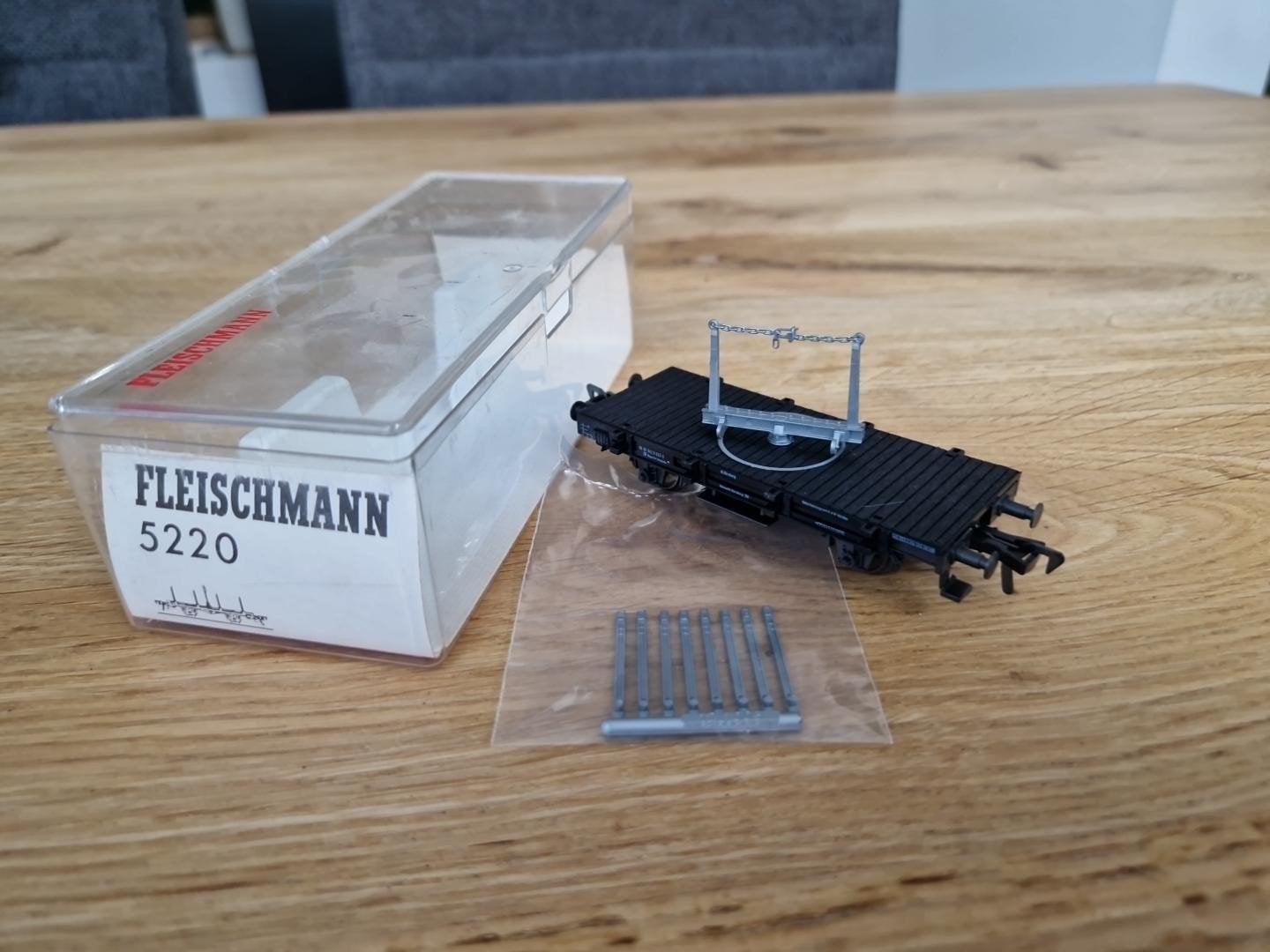 Fleischmann 5220 Wagon - Zo goed als nieuw, Gebruikt, Gelijkstroom, Fleischmann, Wagon