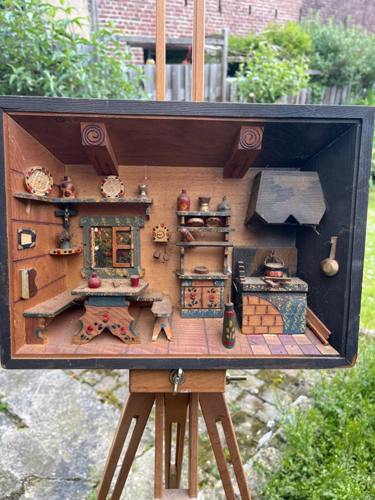Vintage Houten Diorama: Rustieke Keuken Scène, Ophalen