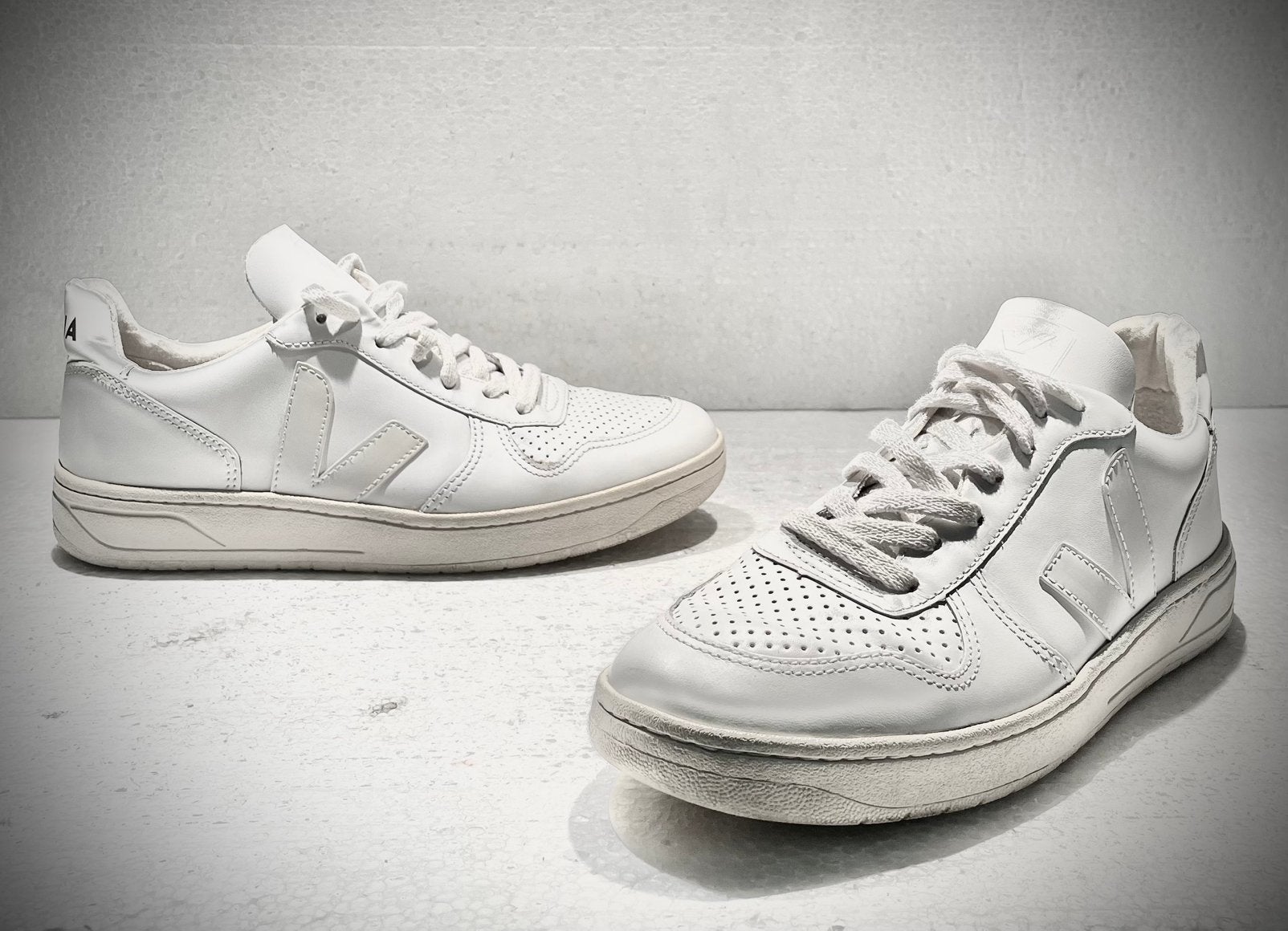 VEJA sneakers gympen ( sport ) schoenen sneakers 37 wit, Ophalen of Verzenden, Sneakers of Gympen