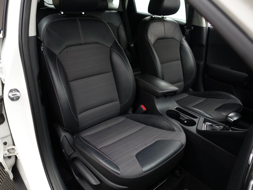 Kia Niro 1.6 GDi Hybrid ExecutiveLine- Carplay, Android Auto, Gebruikt, Met garantie (alle), Wit, Verwarming stoelen achter