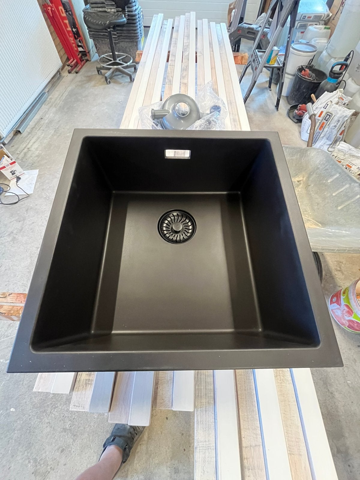 Nieuwe Zwarte spoelbak Caressi, Huis en Inrichting, Keuken | Keukenelementen, Minder dan 50 cm, Zwart, Nieuw, Ophalen of Verzenden