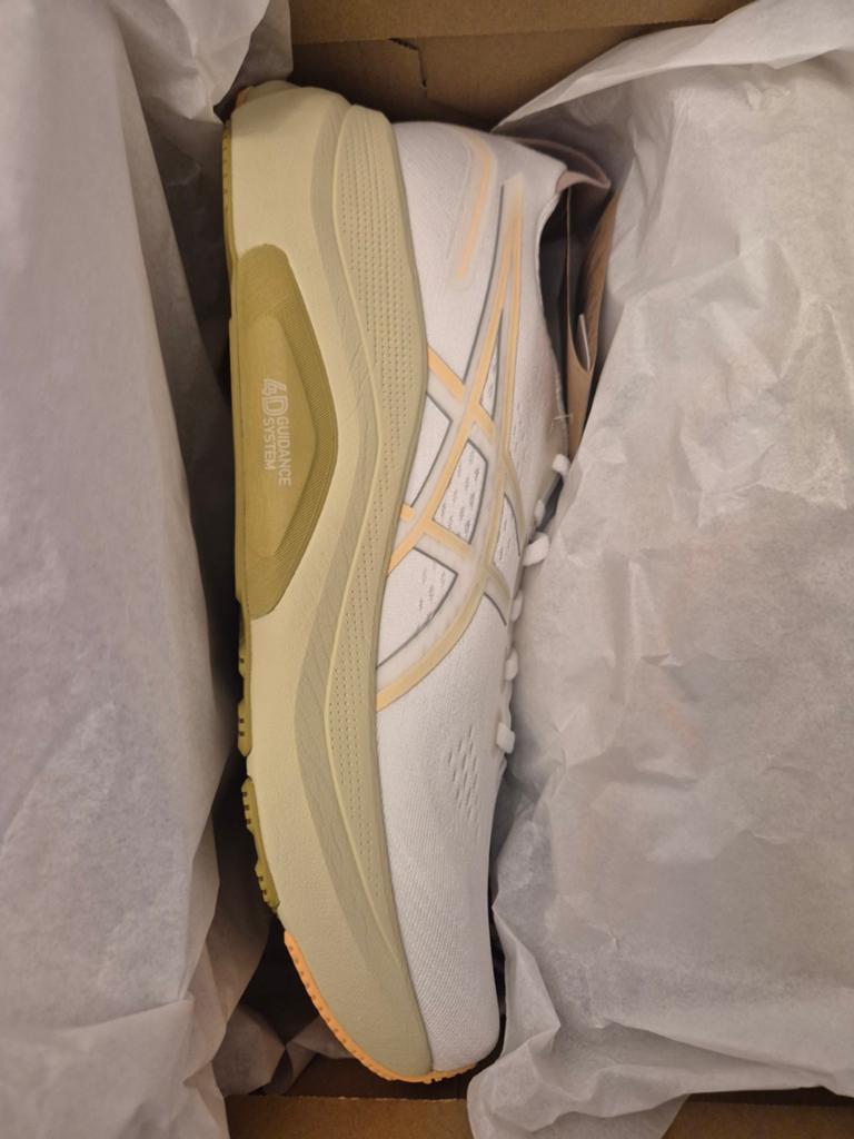 ASICS GEL-KAYANO 32 Hardloopschoenen - Nieuw in doos, Sport en Fitness, Loopsport en Atletiek, Hardloopschoenen, Nieuw, Ophalen of Verzenden