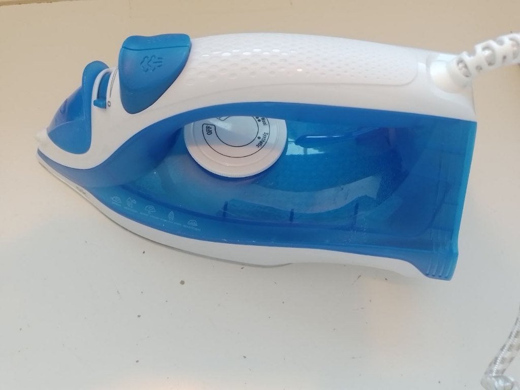 steam iron, Witgoed en Apparatuur, Strijkijzers en Strijkplanken, Ophalen, Zo goed als nieuw, Draadloos strijkijzer