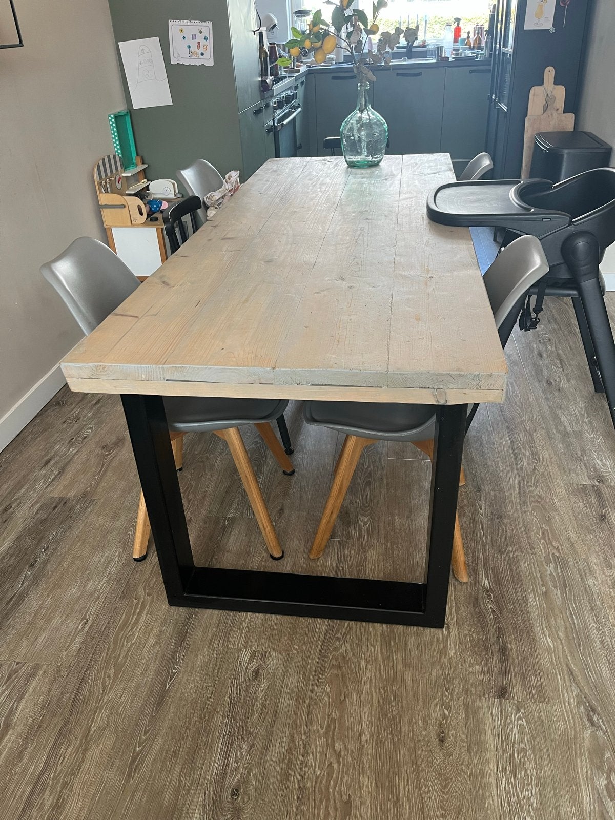 Mooie houten tafel met stalen poten, Ophalen, Gebruikt, 200 cm of meer, 50 tot 100 cm