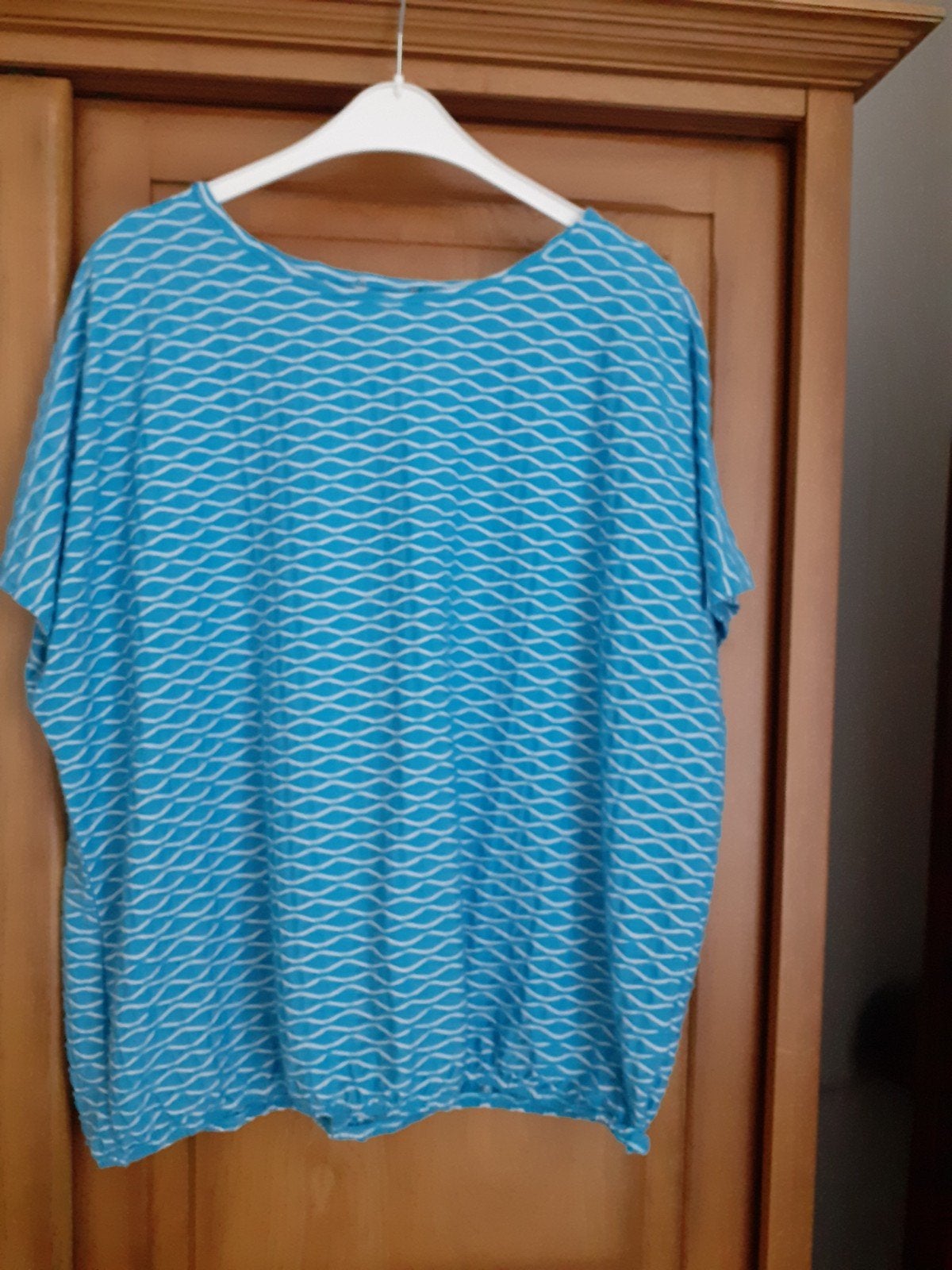 Nieuw shirt maat 48 blauw/wit, Ophalen of Verzenden, Nieuw, Blauw, Shirt of Top