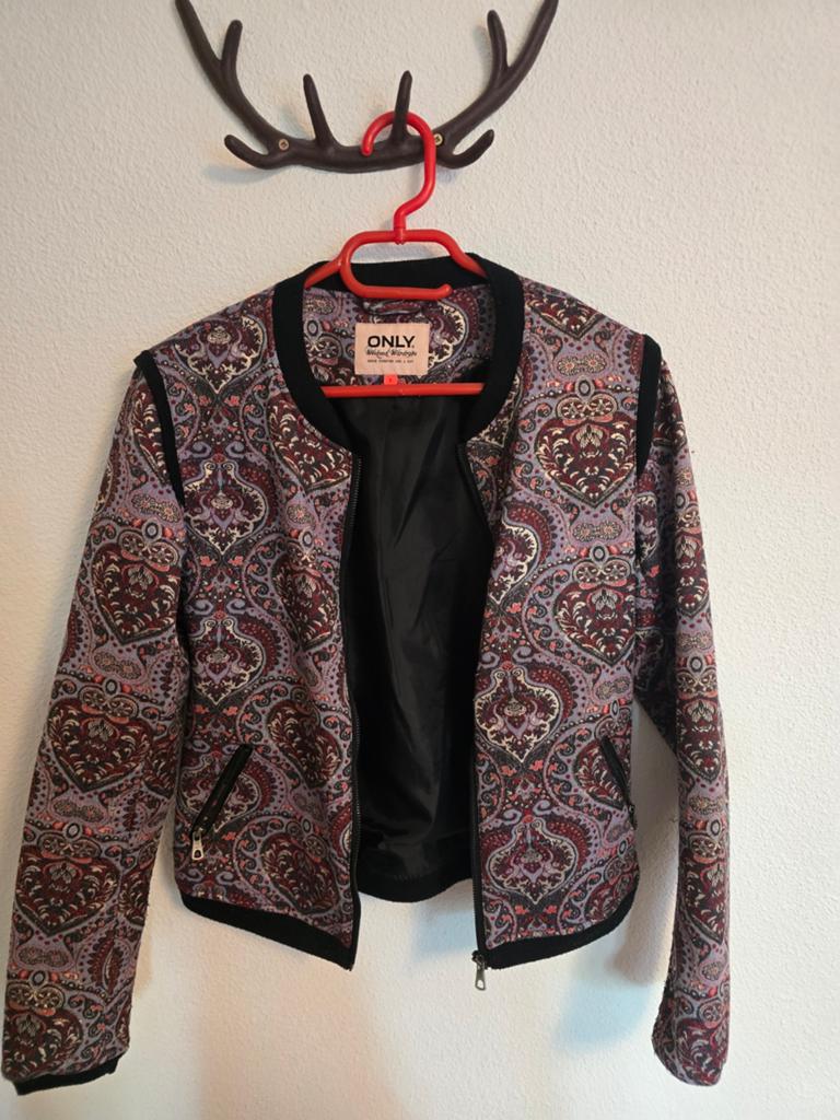 ONLY Weekend Wardrobe Paisley Bomberjack Maat S, Paars, Ophalen of Verzenden, Maat 36 (S), ONLY