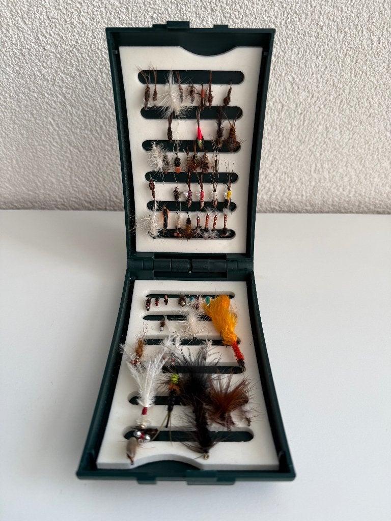 Danica assortimentsbox met kunstvliegen voor vliegvissen, Ophalen of Verzenden, Gebruikt, Overige typen
