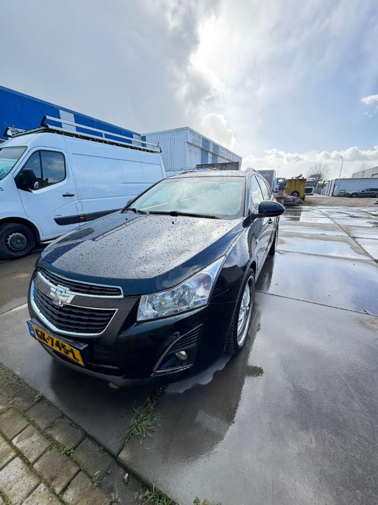 Chevrolet Cruze 2.0 D Stationwagon 2013 Zwart, Auto's, 1998 cc, Zwart, 4 cilinders, 168 €/maand