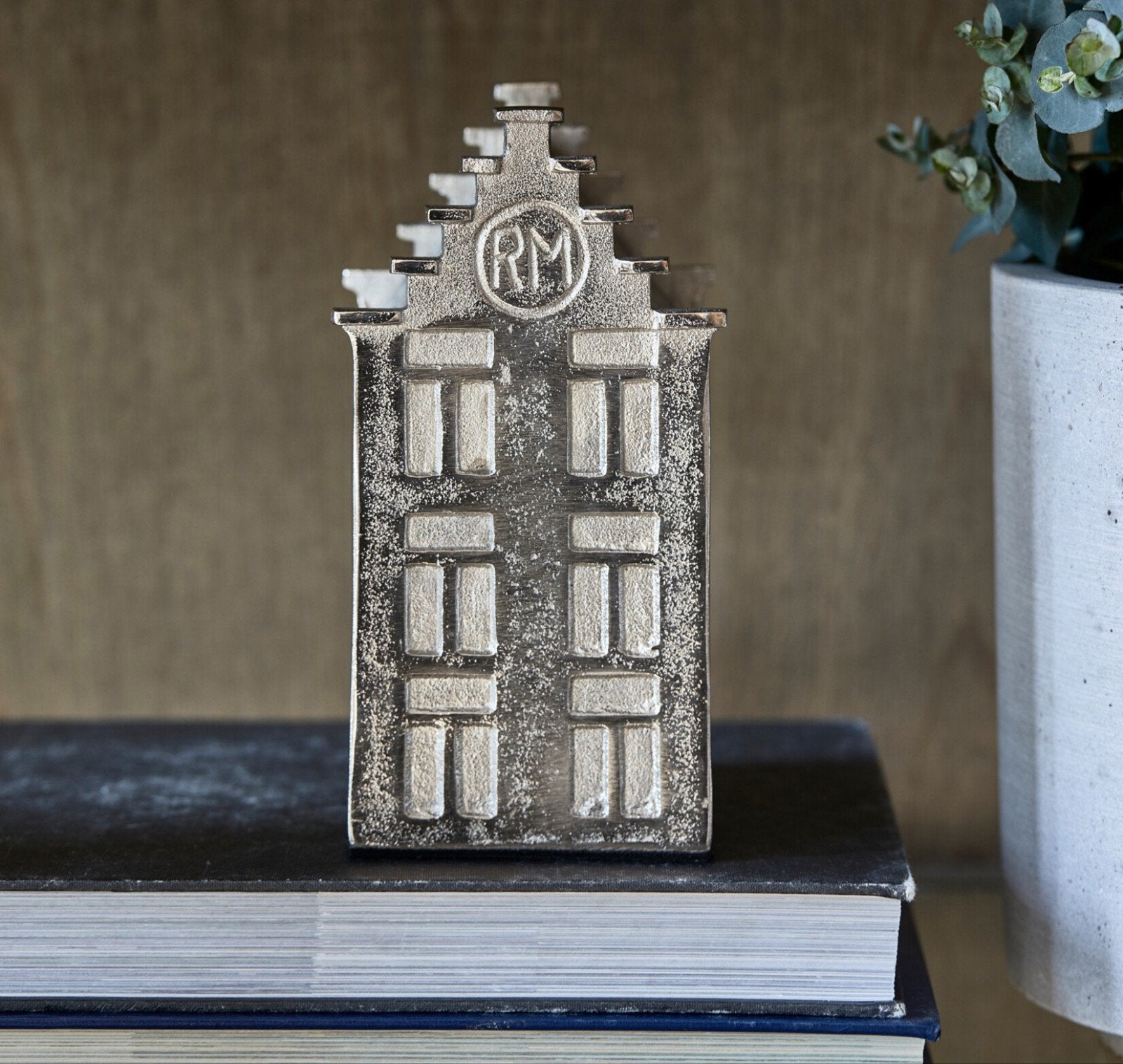 Rivièra maison ornament RM house money bank
19x11x9cm

45€ v, Ophalen of Verzenden, Nieuw
