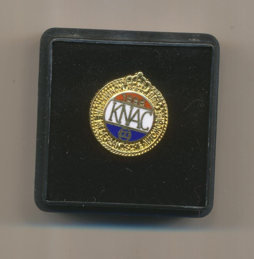 Speldje KNAC (Koninklijke Nederlandsche Automobiel Club), Ophalen of Verzenden, Gebruikt, Overige onderwerpen, Speldje of Pin