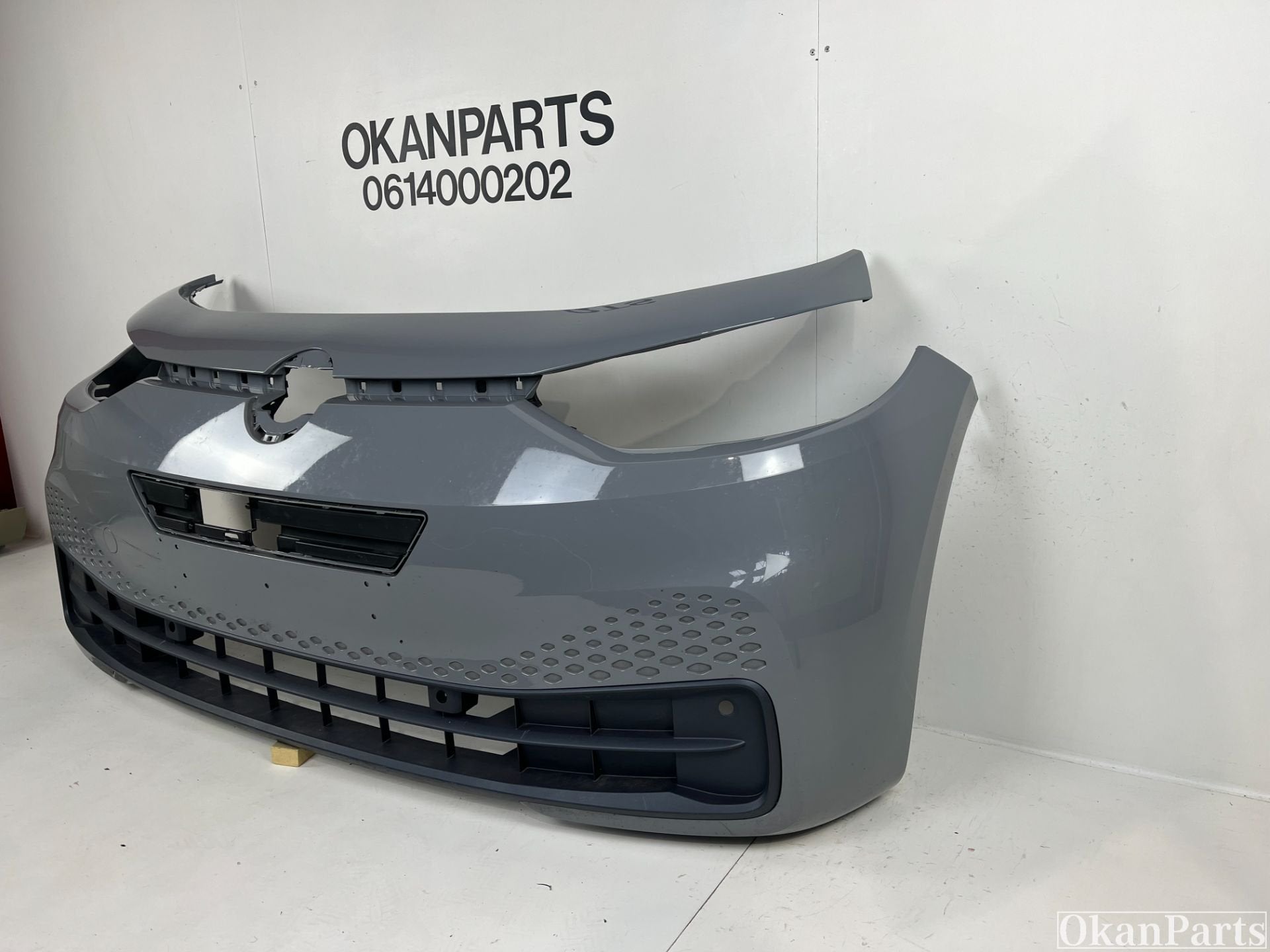 VW Volkswagen ID.3 ID3 voorbumper 10A807221, Gebruikt, Ophalen of Verzenden, Bumper, Volkswagen