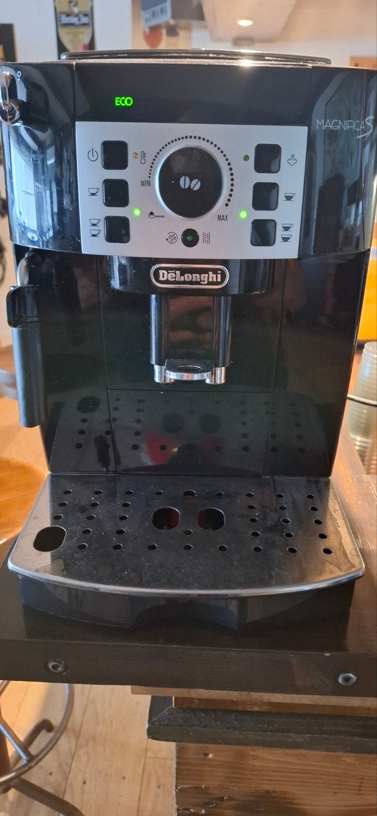 Delonghi Magnifica S - Opknapper, Witgoed en Apparatuur, Koffiezetapparaten, Ophalen of Verzenden, Niet werkend, Koffiemachine