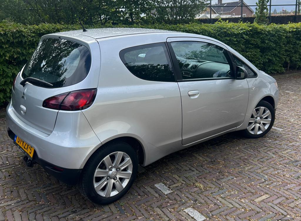 Mitsubishi Colt 1.3 CZ3 2010 Airco Cv trekhaak, Voorwielaandrijving, Colt, Origineel Nederlands, Handgeschakeld