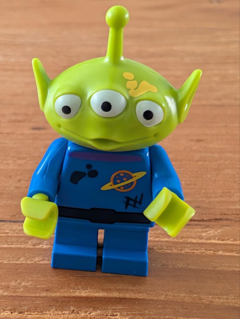 Lego Minifigures Disney toy story/ Alien, Kinderen en Baby's, Speelgoed | Duplo en Lego, Lego, Ophalen of Verzenden, Zo goed als nieuw