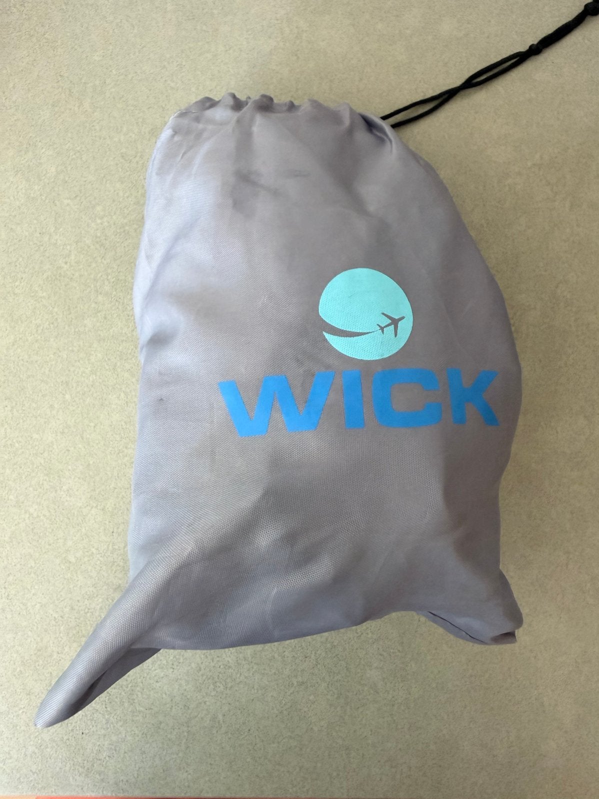 Wick Opblaasbaas Vliegtuigbedje, Ophalen, Zo goed als nieuw
