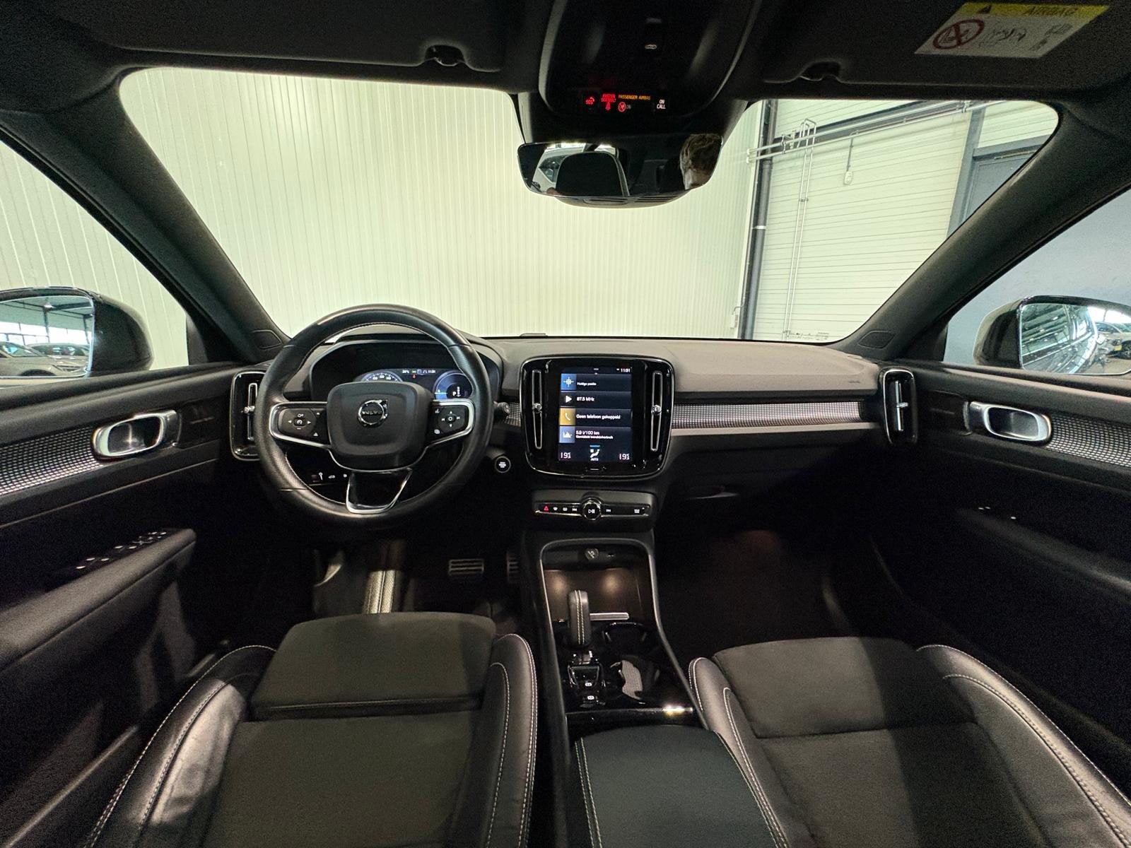 Volvo XC40 T4 Aut. Plug-in Hybrid R-Design 360camera Leder P, Zwart, Leder, Bedrijf, Automatische klimaatregeling