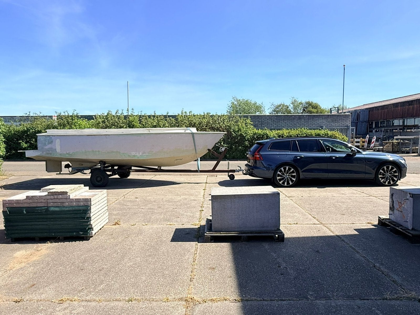 Sloep 620 project, Ophalen, Staal, Zwemtrap/-plateau, Diesel