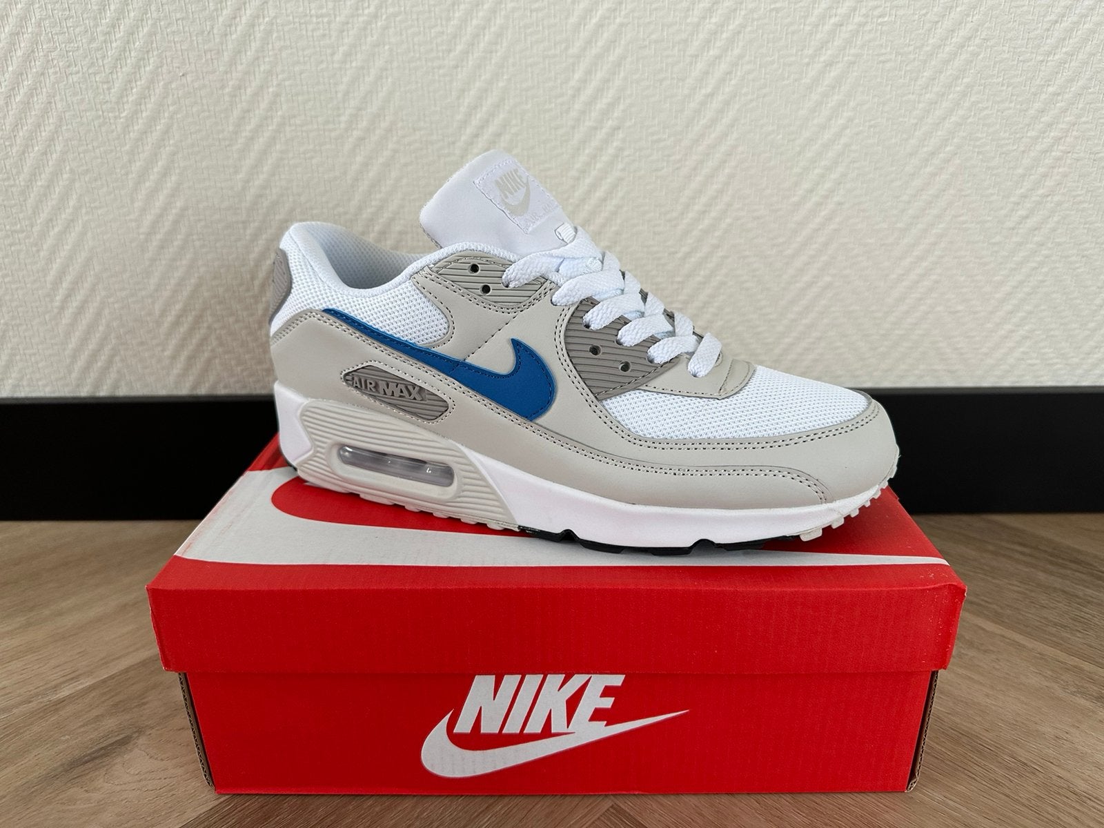 Nike air max 90, Ophalen, Nieuw, Sneakers of Gympen, Grijs