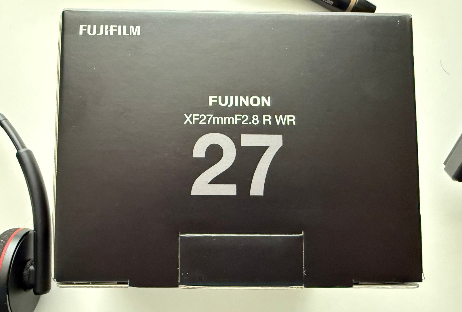 Fujifilm XF 27mm f2.8 WR + Sunhood - Mint Condition, Ophalen, Zo goed als nieuw, Geen optische zoom