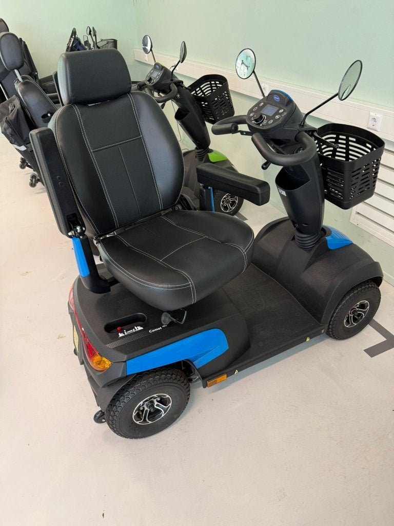 Scootmobiel, Ophalen, 46 km of meer, 11 t/m 15 km/u, Invacare
