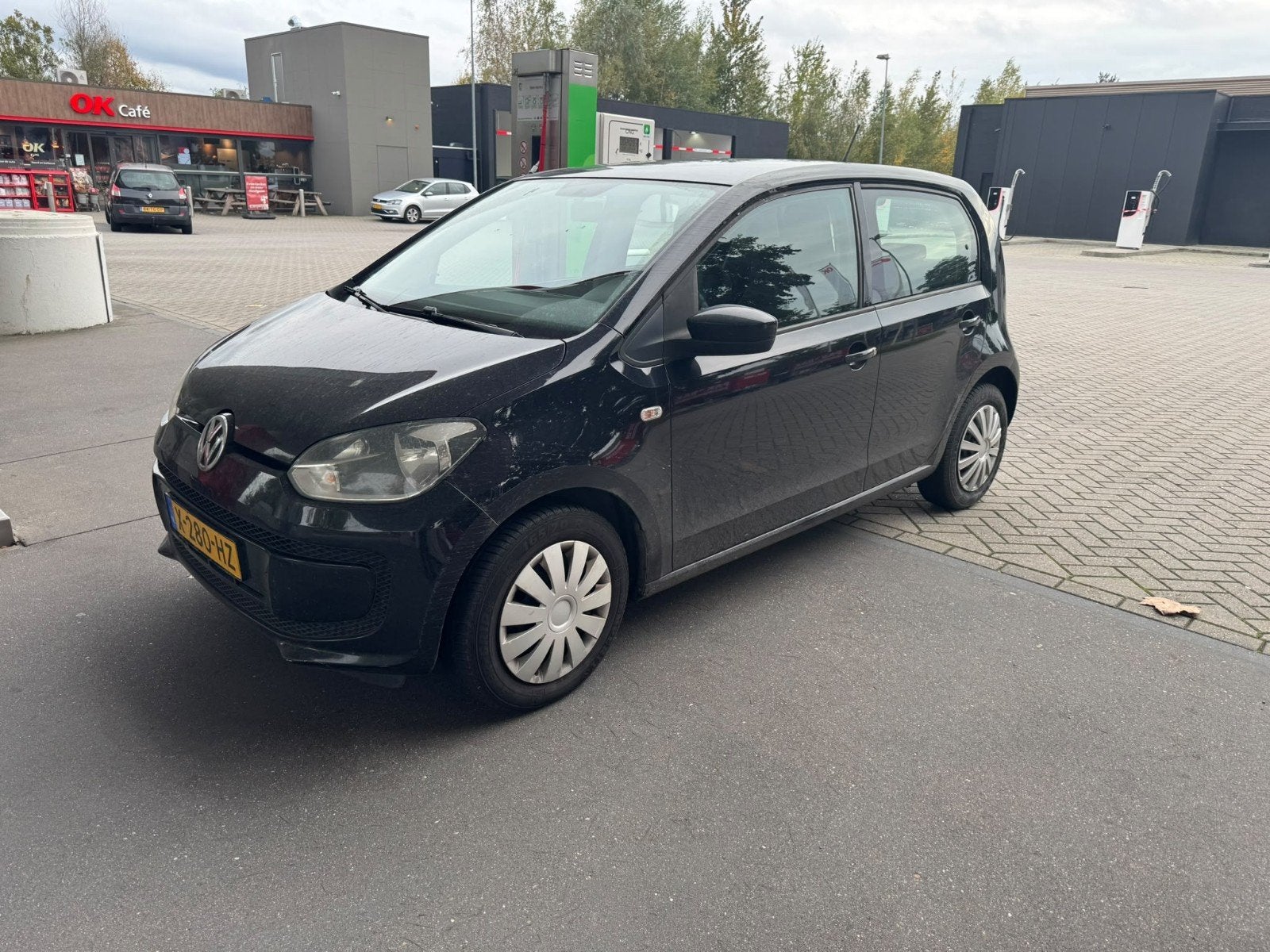 Volkswagen up! 1.0 50KW Ecofuel 2013 Zwart, Auto's, Voorwielaandrijving, Up!, 4 stoelen, Overige brandstoffen