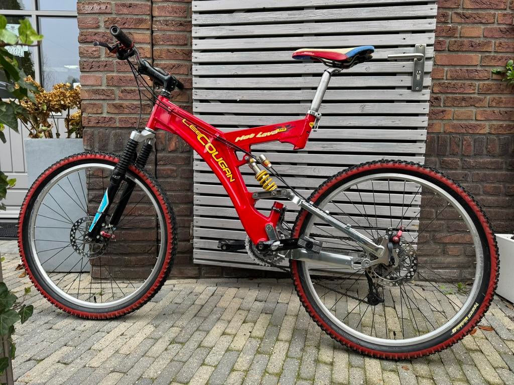 Lee Cougan Hot Lava mountainbike 28 inch, Fietsen en Brommers, Fietsen | Mountainbikes en ATB, Ophalen of Verzenden, Zo goed als nieuw