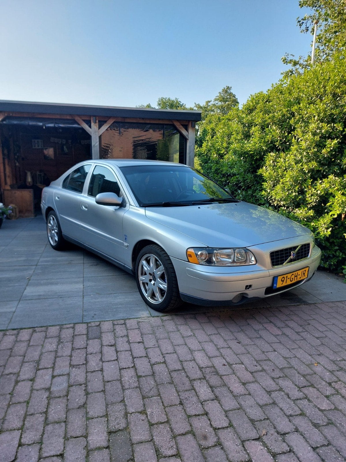 Volvo S60 2.3 T5 AUT 2000 Grijs, Auto's, Zwart, 1505 kg, S60, Particulier