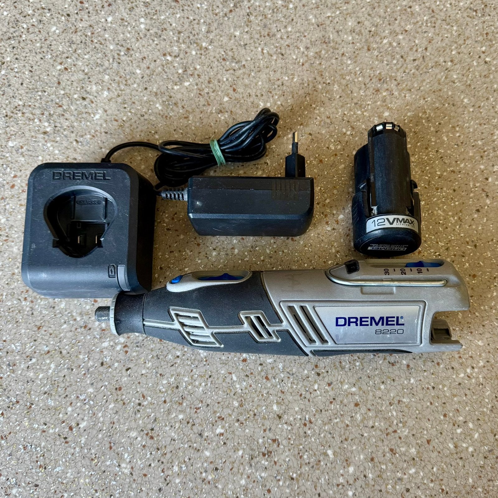 Dremel 8220, Ophalen of Verzenden, Zo goed als nieuw