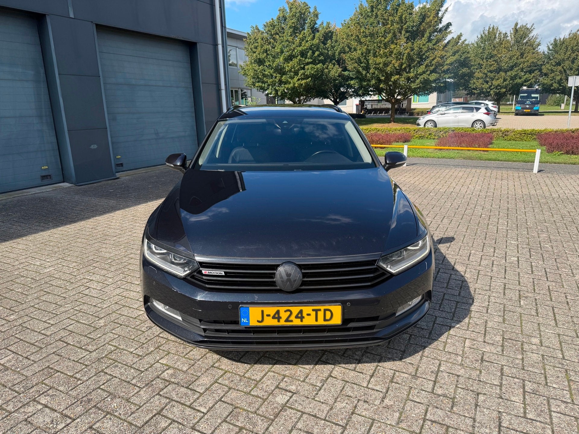 Volkswagen Passat Variant 2.0 BiTDI 4Motion Highline 2016 Au, Auto's, Automaat, Gebruikt, 4 cilinders, Leder en Stof