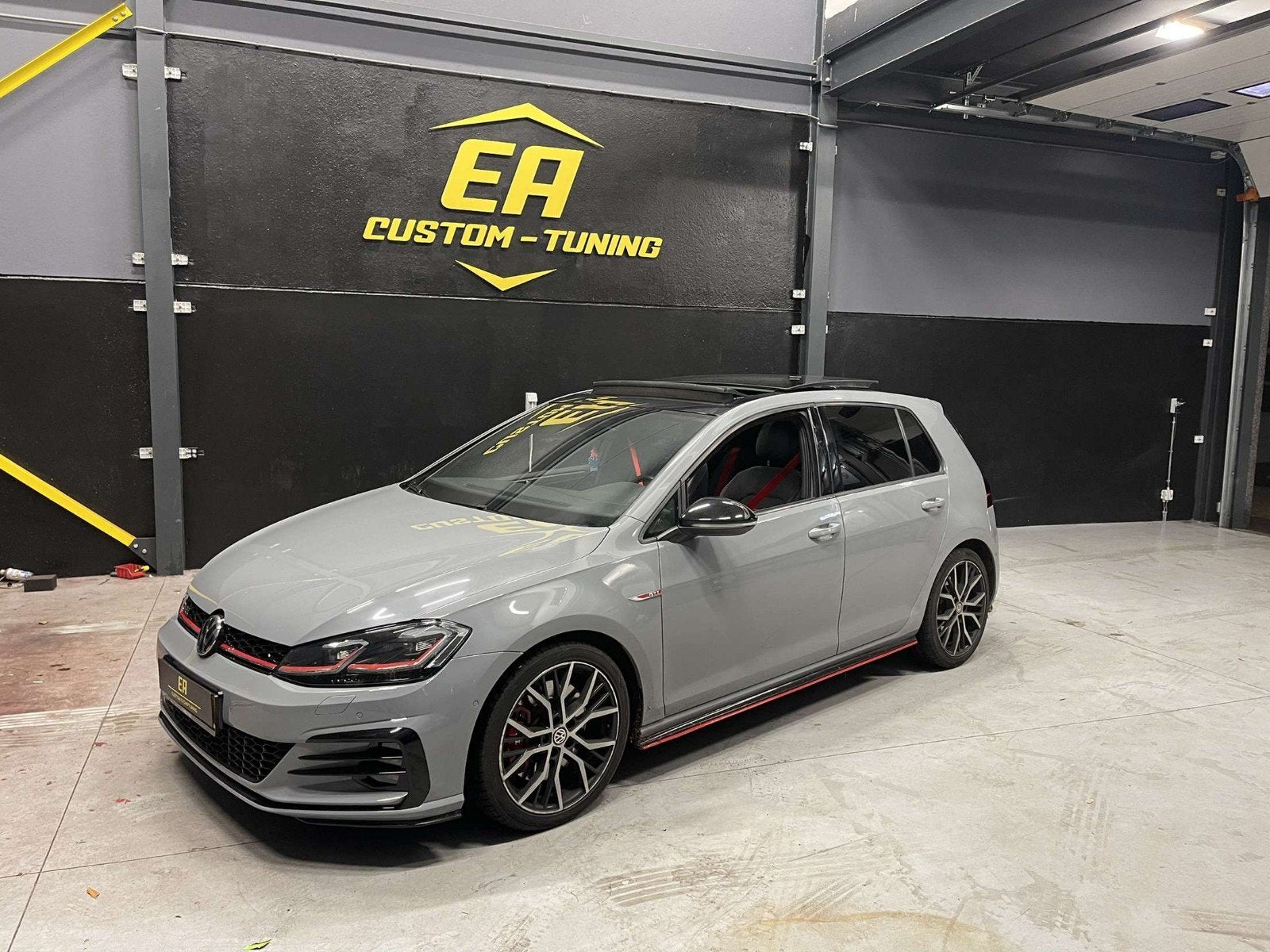 Volkswagen Golf 7.5 GTI 2.0 245pk 7-DSG 5D 2017 Nardo Grey, Auto's, 4 cilinders, 1984 cc, Wit, 245 pk