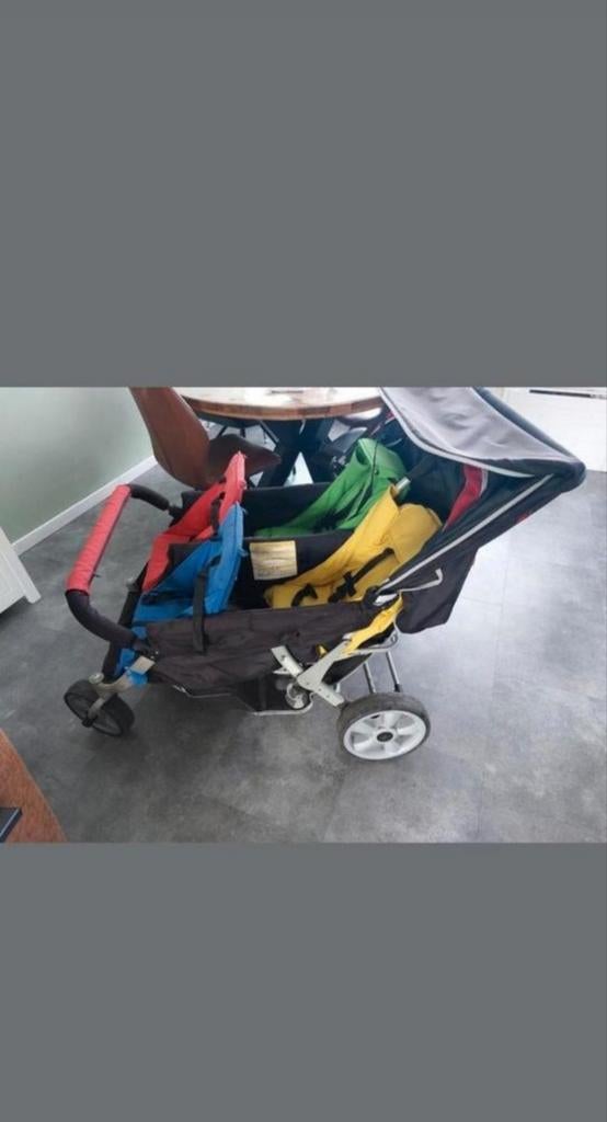 Familidoo vierlingwagen/wandelwagen, Ophalen, Gebruikt