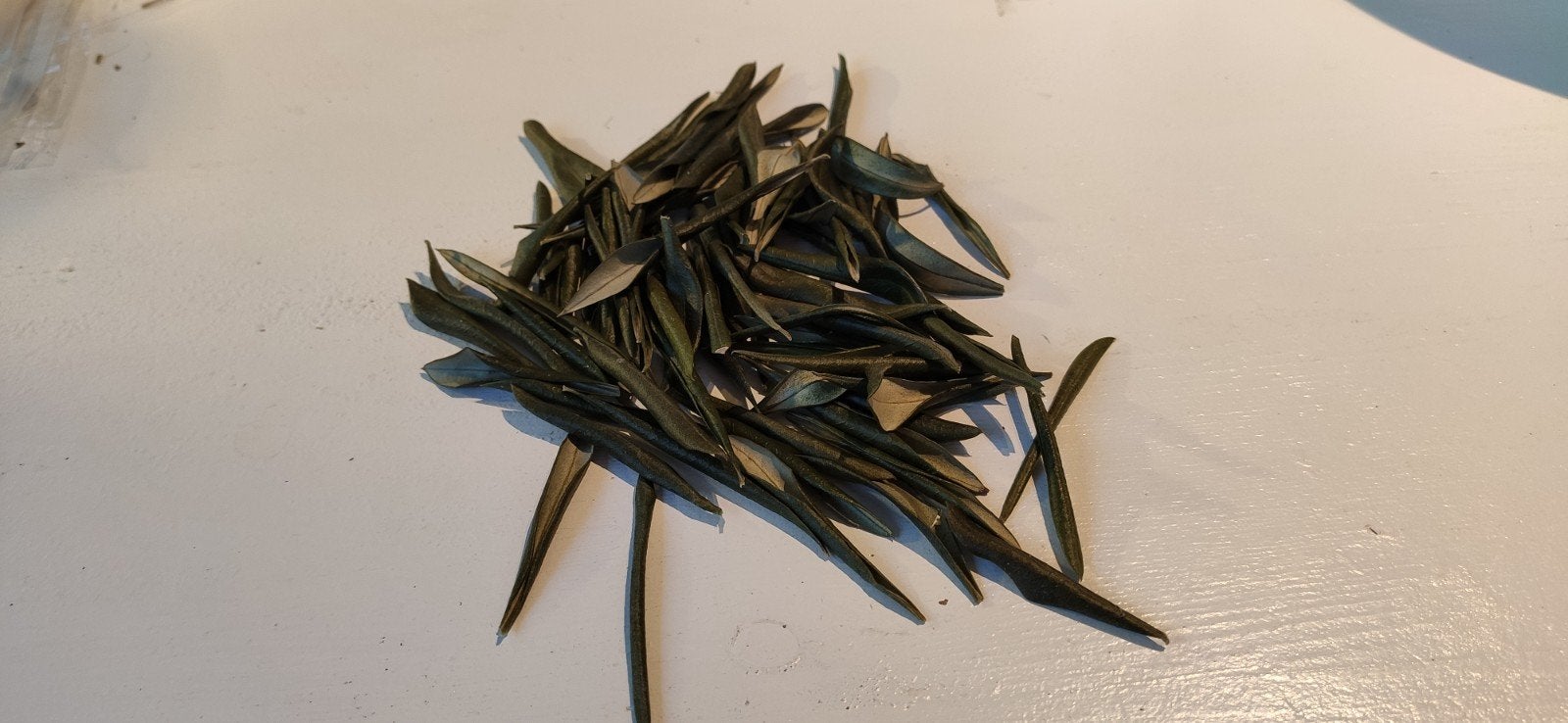 olijvenblad voor thee,bevat meer oxidanten dan groene thee., Overige soorten