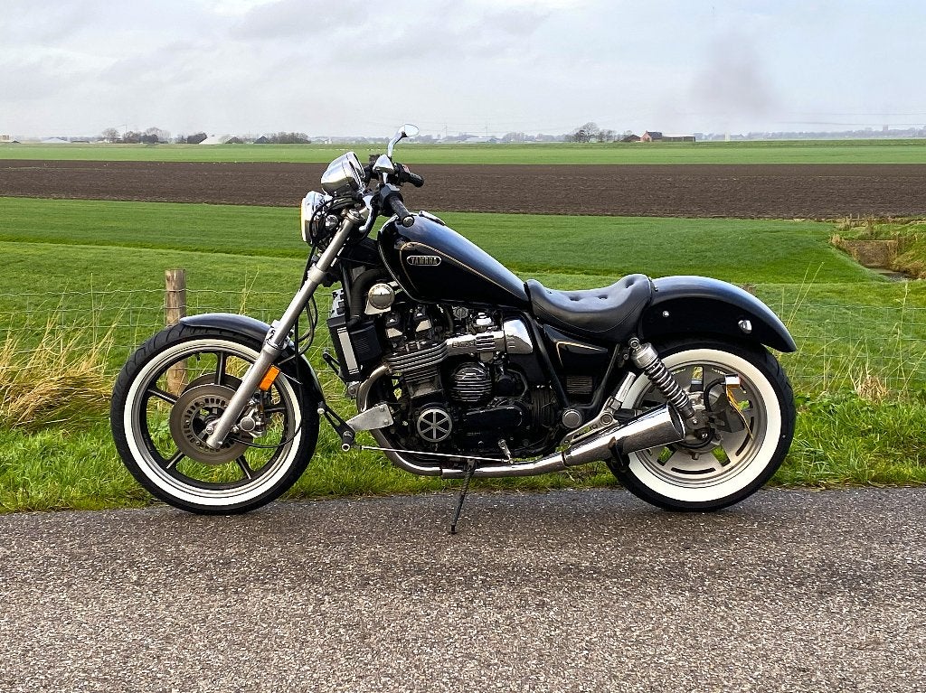 Aangeboden: Yamaha XJ 700 X Bobber, 700 cc, Cardan-aandrijving, 4 cilinders, Chopper