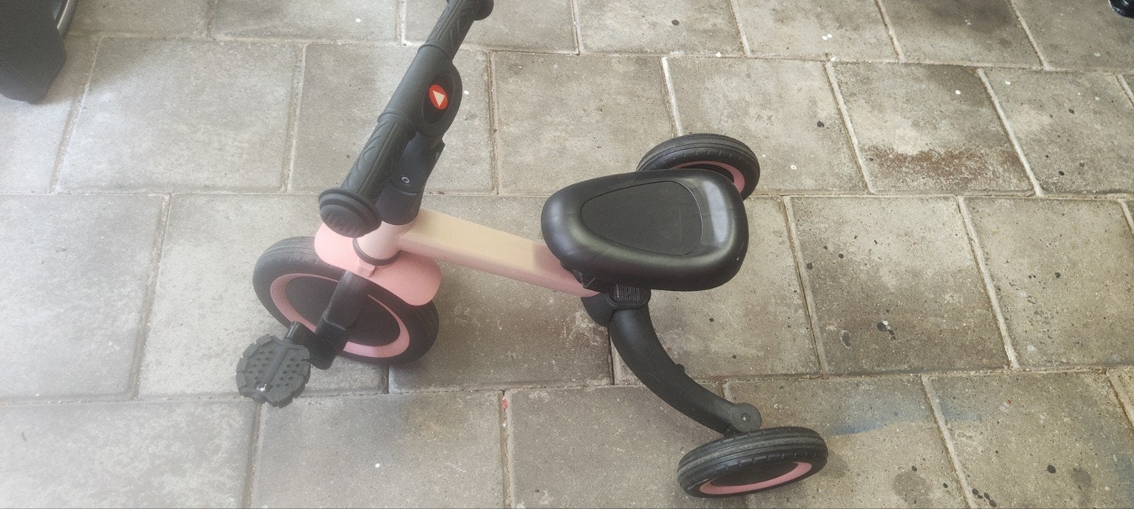 Roze kinderfiets/loopfiets 2-in-1, Fietsen en Brommers, Fietsen | Driewielers, Ophalen, Gebruikt