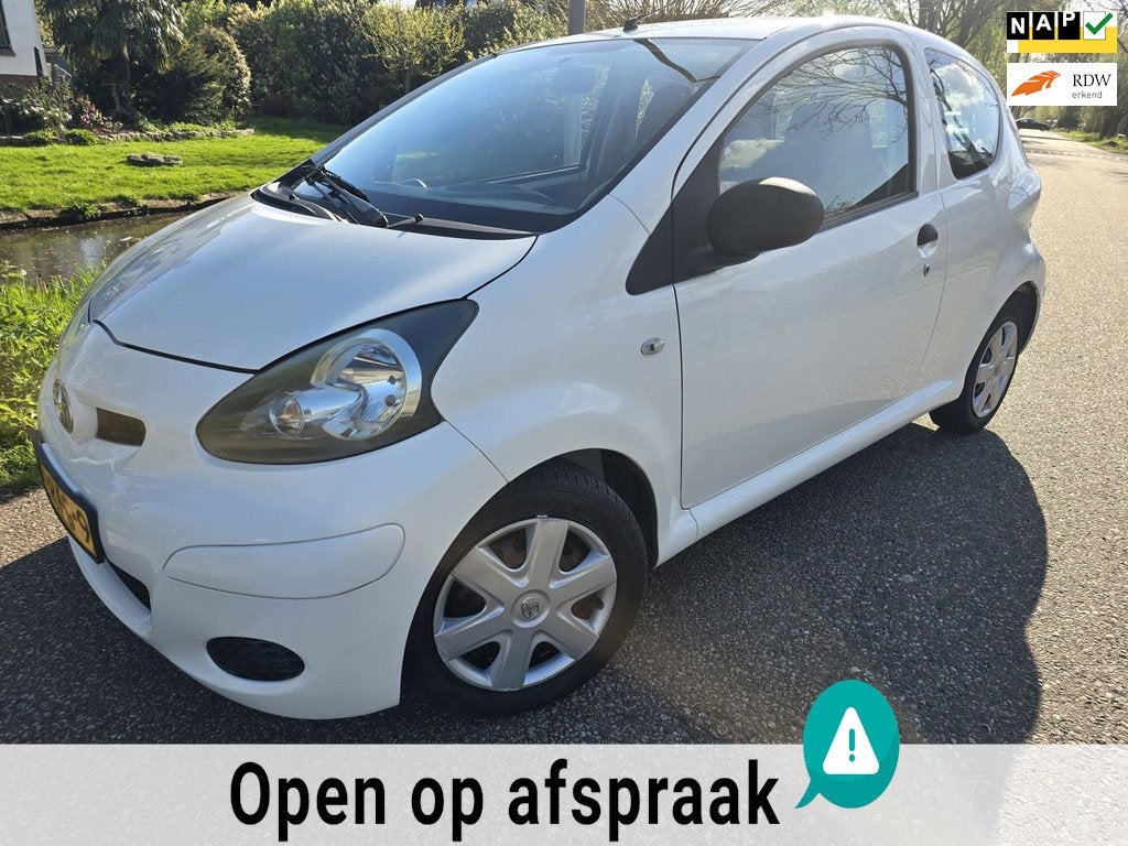 Toyota Aygo 1.0-12V Cool/Airco/APK 05-2027, Voorwielaandrijving, Euro 5, Stof, Gebruikt