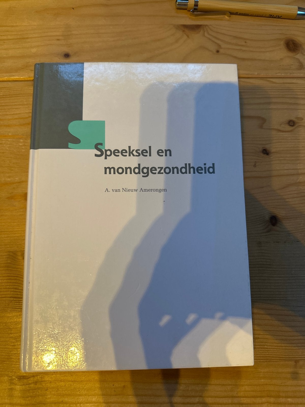 Speeksel en mondgezondheid - A. van Nieuw Amerongen, Ophalen of Verzenden, Beta, Zo goed als nieuw, HBO