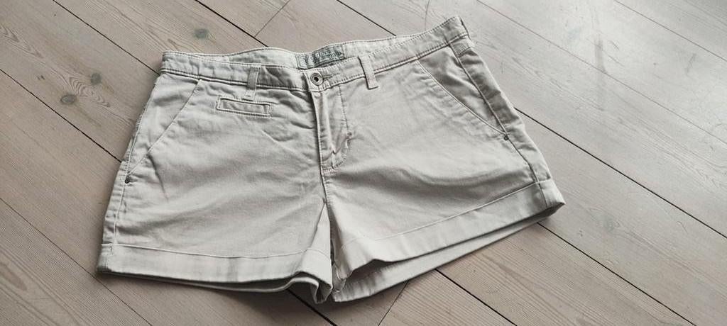 Korte broek Guess, Kleding | Dames, Guess, Kort, Beige, Ophalen of Verzenden