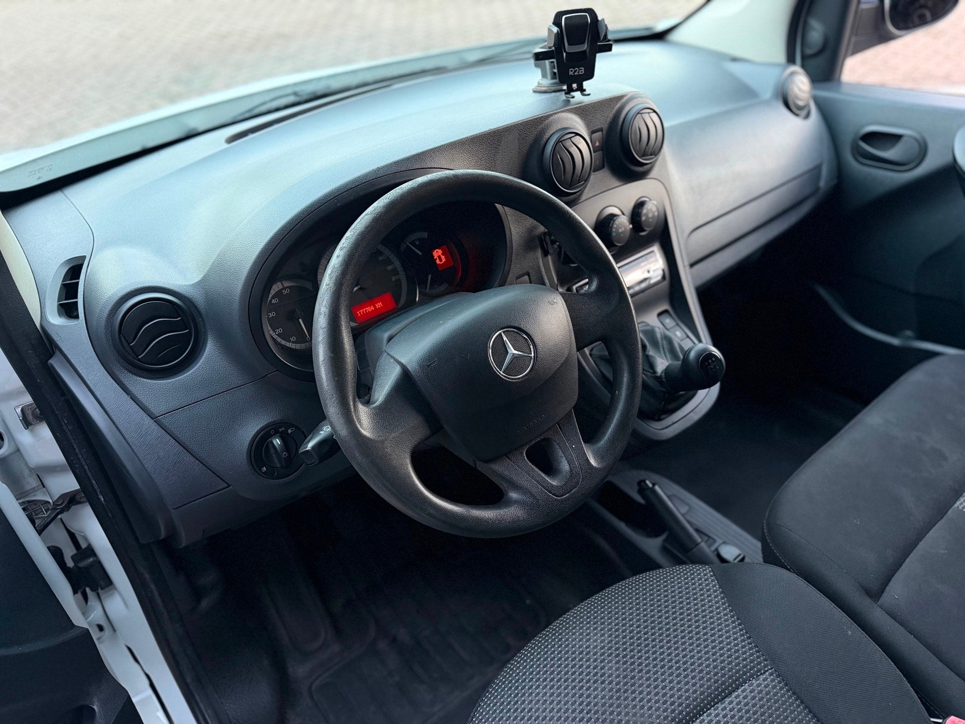 Mercedes-Benz Citan 108 CDI BlueEFFICIENCY 3 Persoons Airco, Auto's, Voorwielaandrijving, Stof, Gebruikt, 4 cilinders