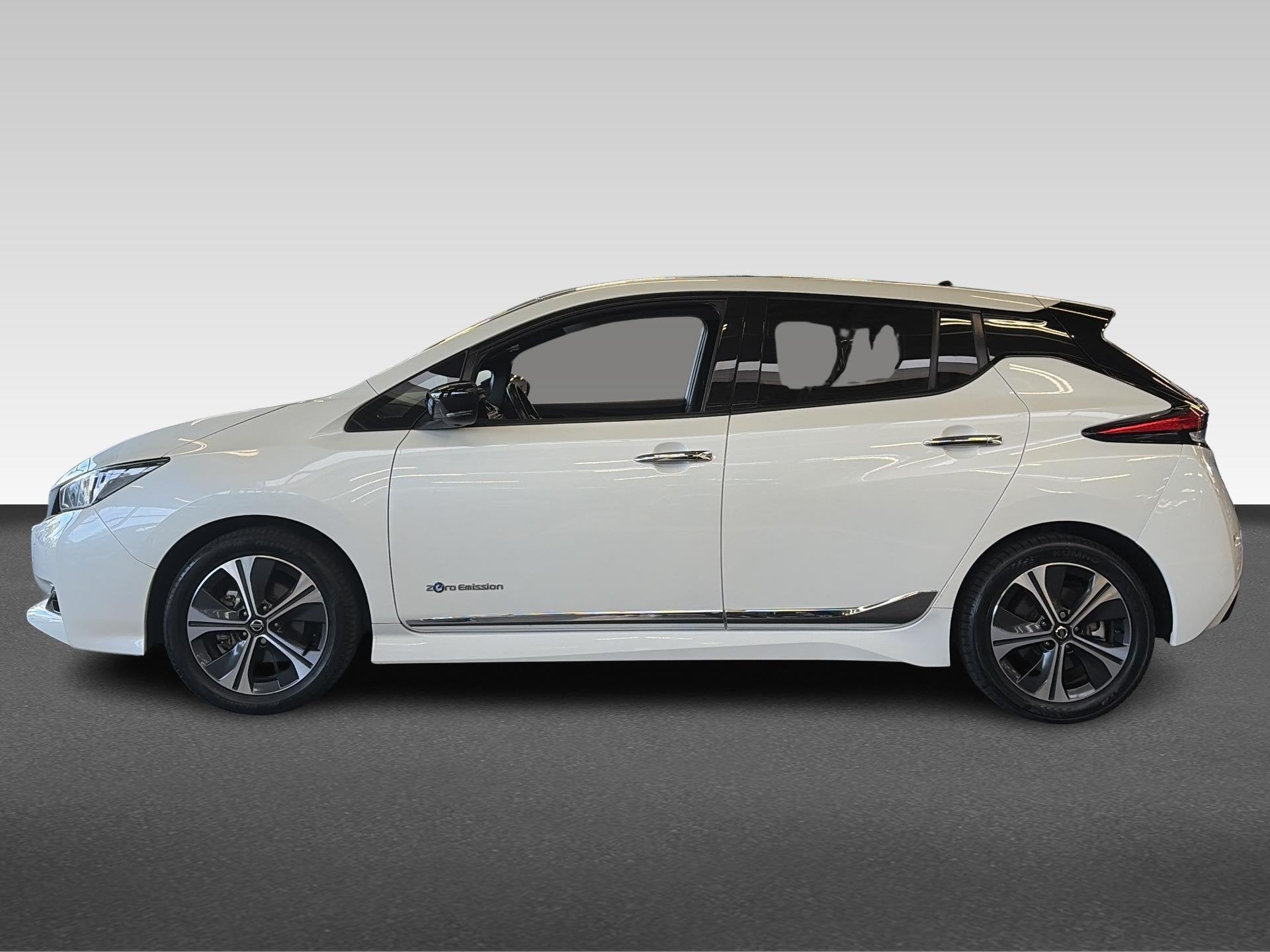 Nissan Leaf Tekna 40 kWh, Auto's, Automaat, Gebruikt, 150 pk, Wit