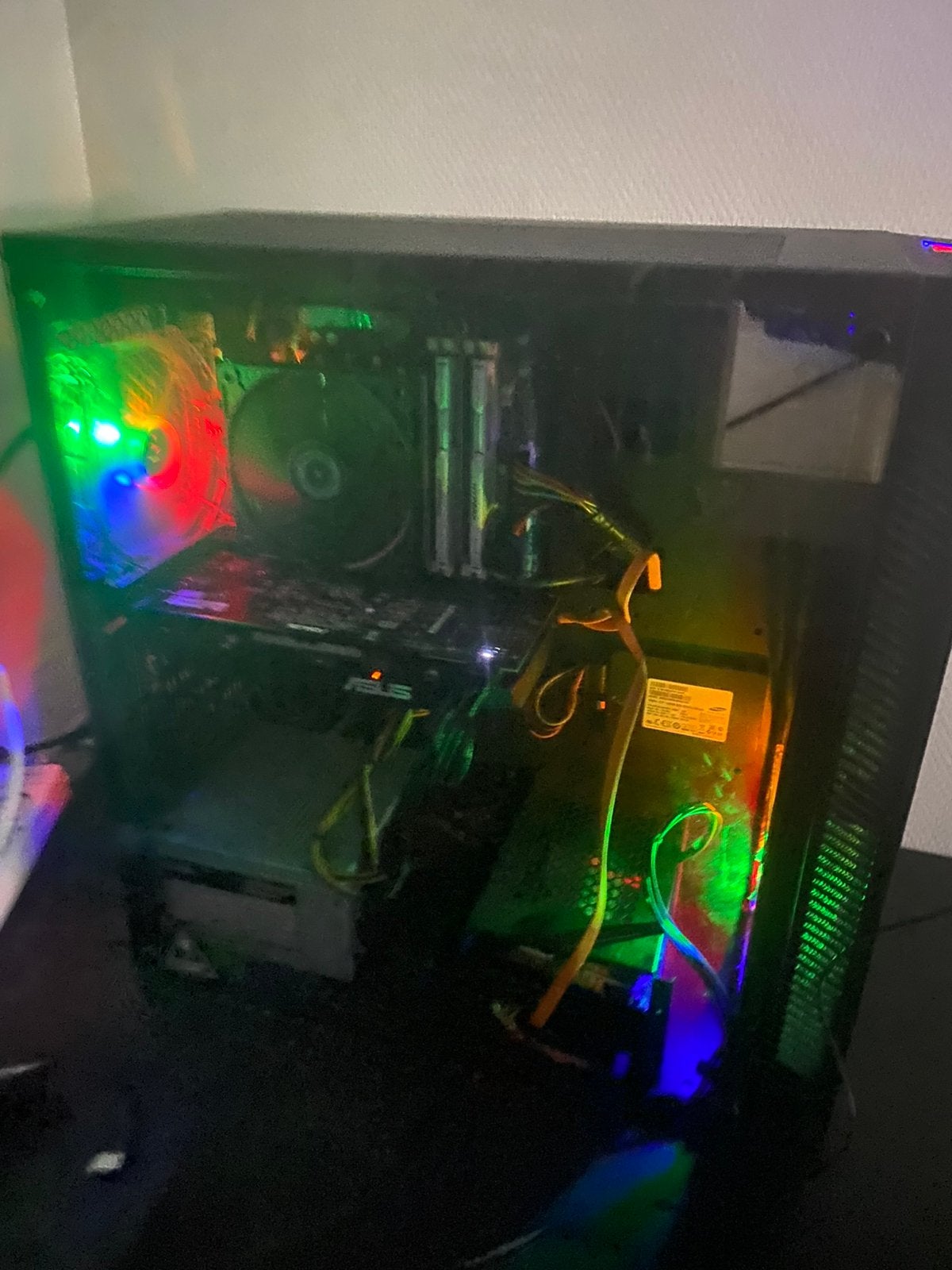 Gaming pc opknapper, Computers en Software, Desktop Pc's, Ophalen of Verzenden, Zo goed als nieuw, Gaming, SSD