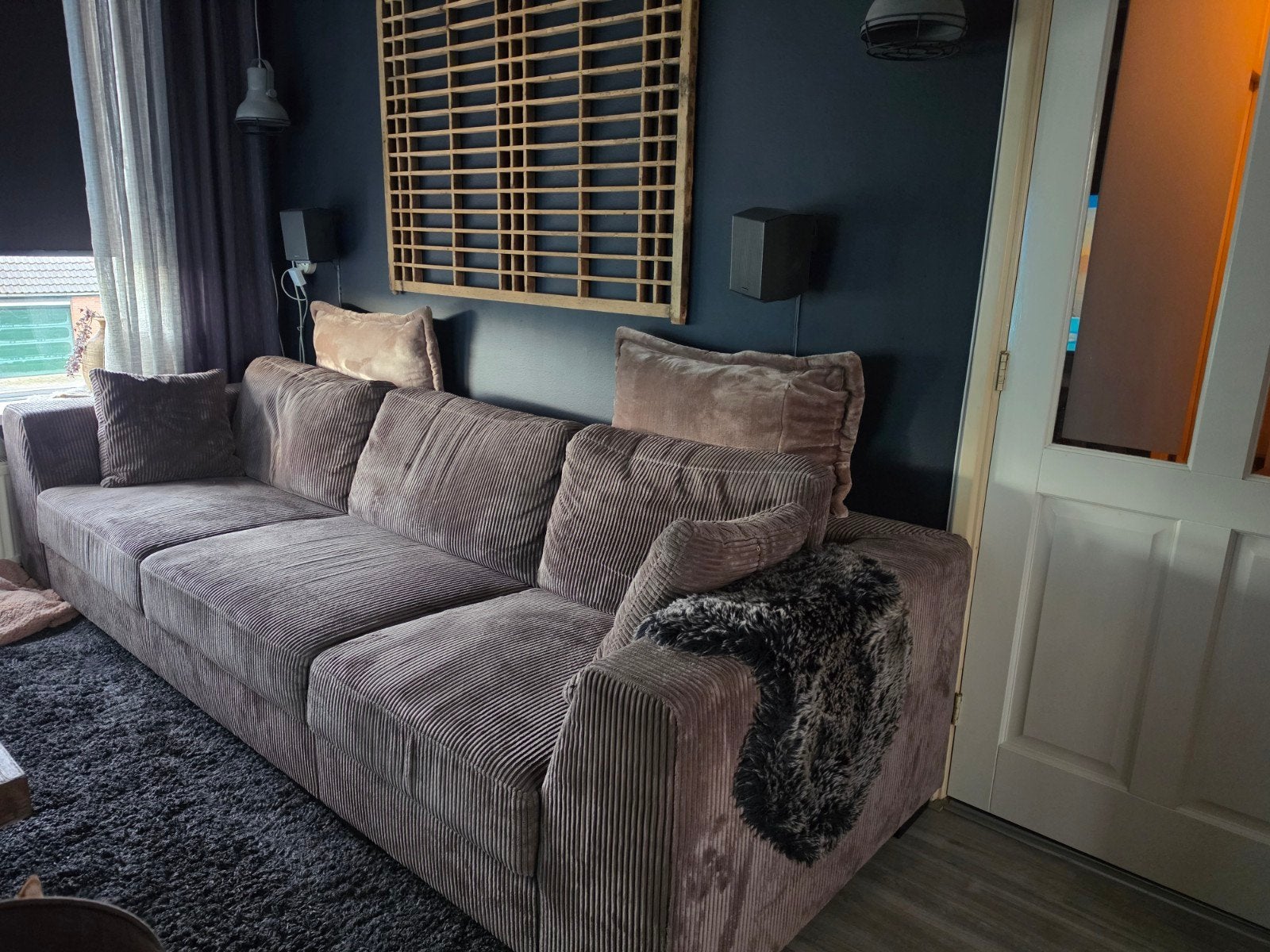 Grote ribstof loungebank in cacao kleur, z.g.a.n., Ophalen, 250 tot 300 cm, 100 tot 125 cm, Zo goed als nieuw