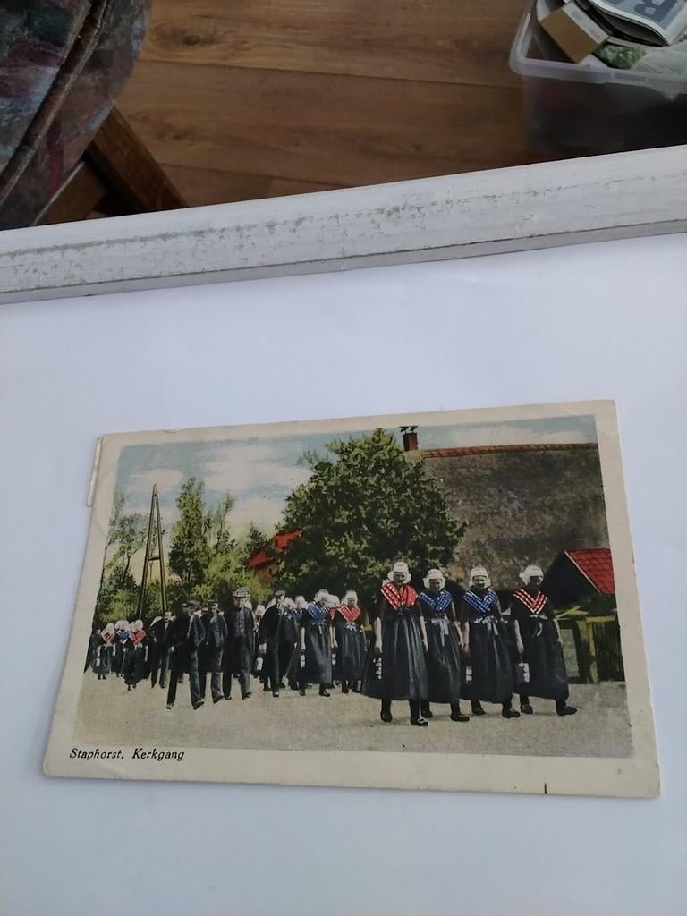 STAPHORST.  KERKGANG. 1950, Ophalen of Verzenden, 1940 tot 1960, Zeeland