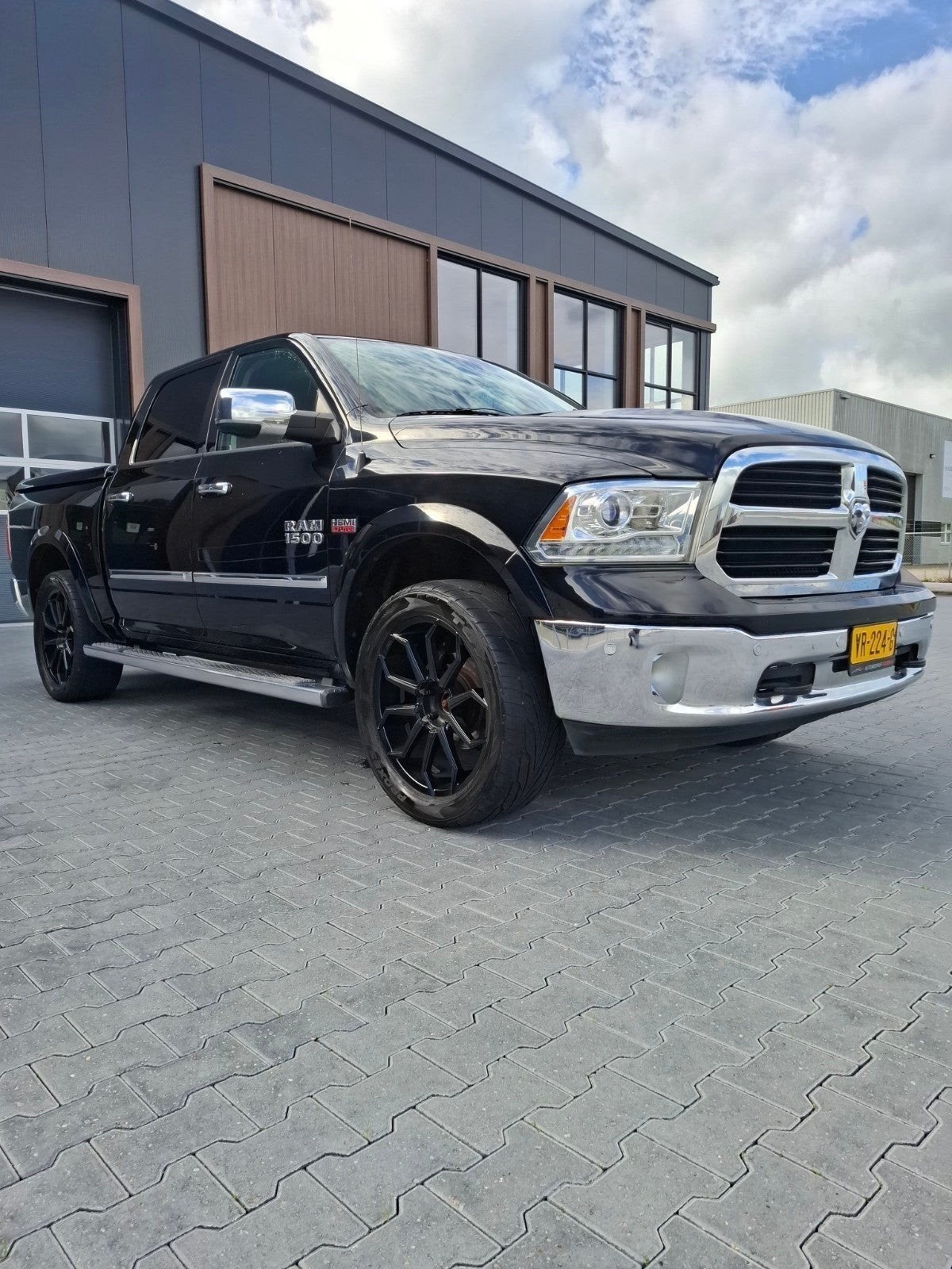 Dodge RAM HEMI 2015 Zwart, Automaat, 2661 kg, Zwart, 5654 cc