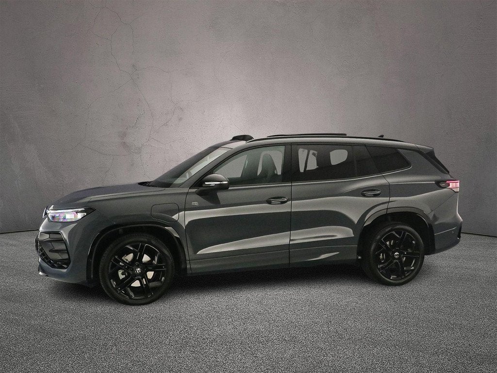 Volkswagen Tayron R-Line Edition 1.5 TSI eHybrid 272pk DSG A, Auto's, Volkswagen, Stof, 4 cilinders, 2000 kg, 26 kWh