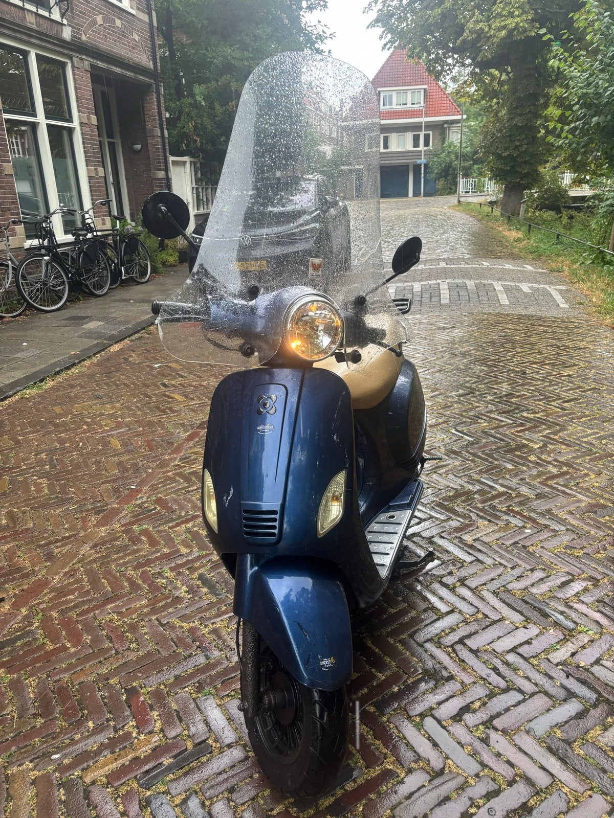 AGM scooter met windscherm - Blauw, Fietsen en Brommers, Snorfietsen en Snorscooters, Ophalen, Gebruikt, Benzine, Overige merken