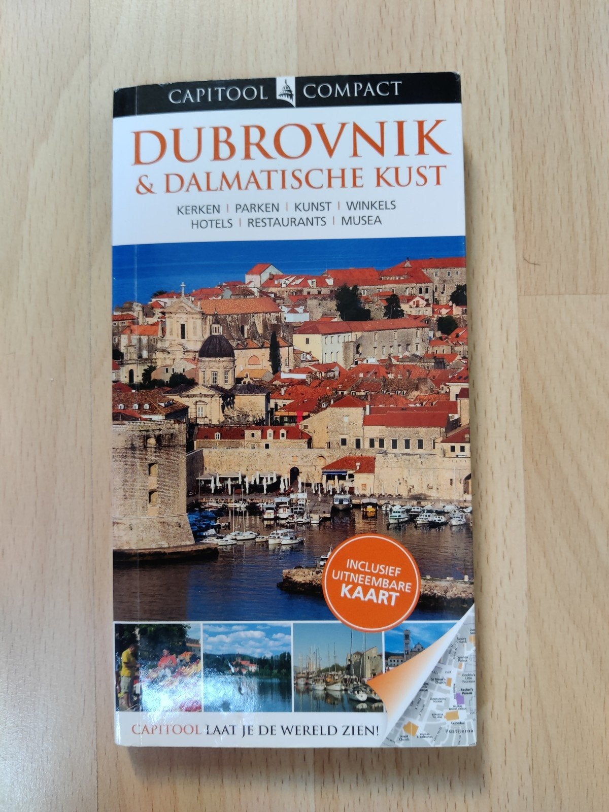 Robin McKelvie - Dubrovnik en de Dalmatische kust, Boeken, Capitool, Europa, Zo goed als nieuw, Reisgids of -boek
