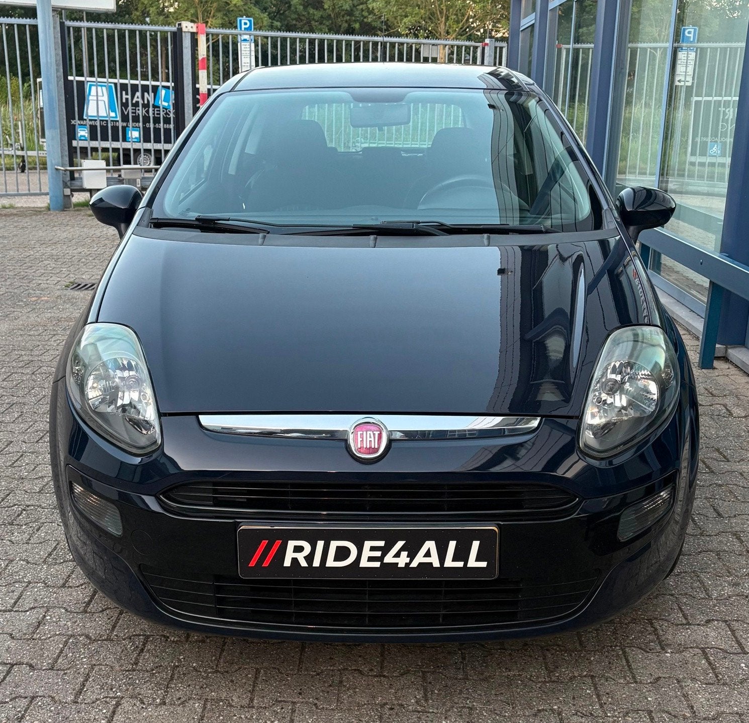Fiat Punto Evo 1.2/BLUETOOTH/AUX/AIRCO, Auto's, Fiat, Voorwielaandrijving, Stof, 4 cilinders, Bedrijf