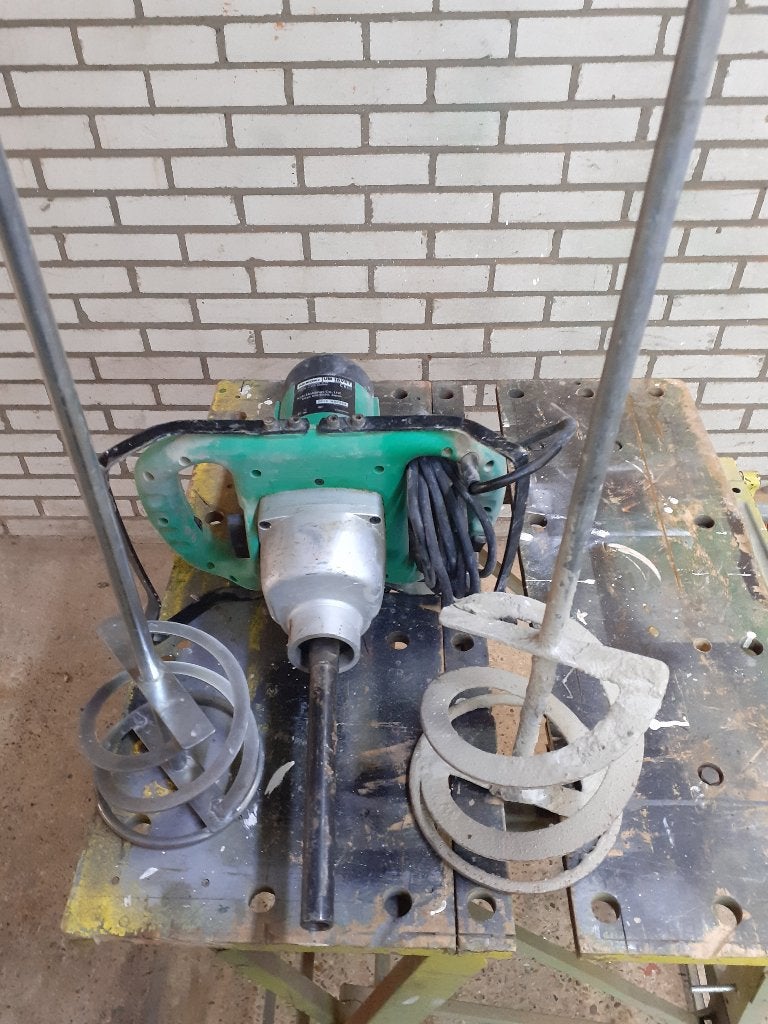 Cement mixer, Ophalen