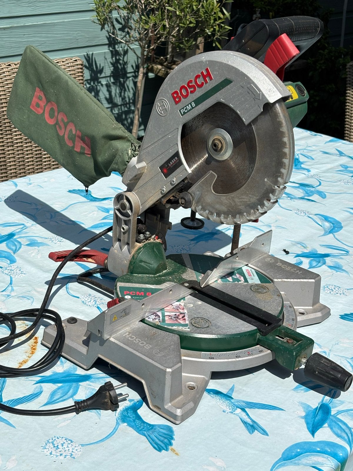 Bosch PCM 8 Afkortzaag - Krachtige en Nauwkeurige Zaag, Ophalen, Gebruikt, Afkortzaag, 30 tot 70 mm